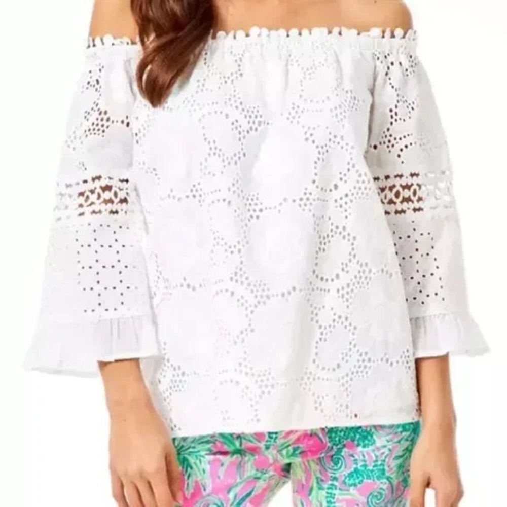 Lilly Pulitzer ‘Jumbo Bouquet Eyelet’ top 
Size XS. NWT - Never worn
